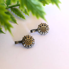 Load image into Gallery viewer, Dual Tone Oxidised Silver/Gold Clip-On Nose pin (pc)