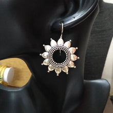 Load image into Gallery viewer, German Silver Sunflower Earrings pair