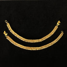 Load image into Gallery viewer, Gold Kolka Anklets pair with ghungroo
