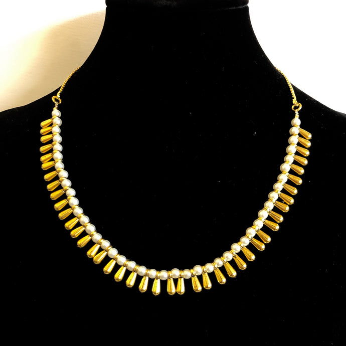 Golden Touch Artificial Pearl Beads Chain Necklace
