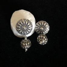 Load image into Gallery viewer, Oxidised Silver Temple Earrings pair
