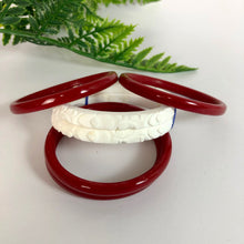 Load image into Gallery viewer, Shakha Pola (Conch Shell Bangles)- Pairof each
