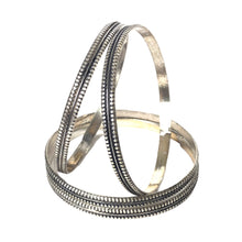 Load image into Gallery viewer, 4 pcs Oxidised/German Silver bangles Dot design
