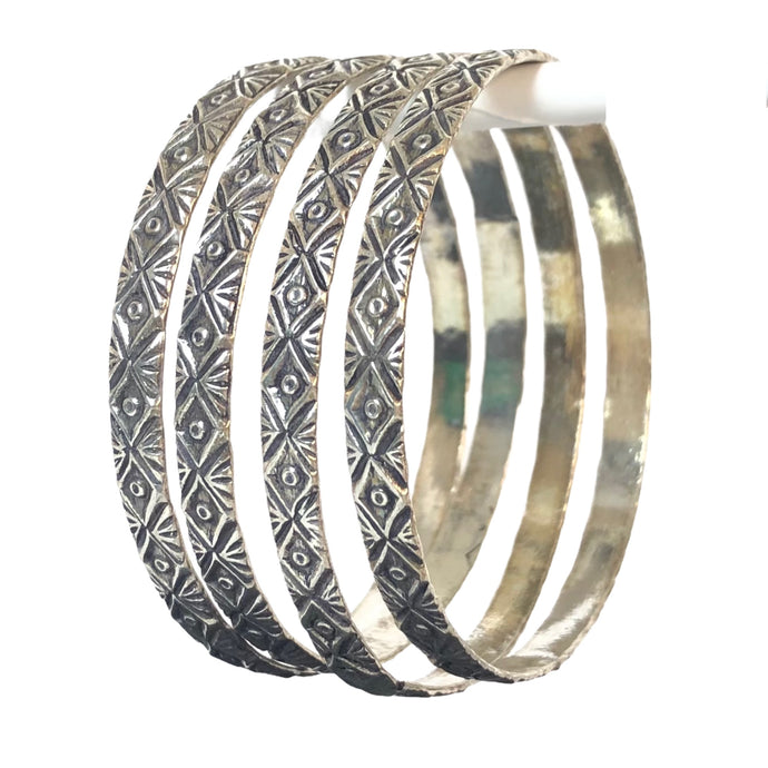 4 pcs Oxidised/German Silver bangles (Diamond Eye)